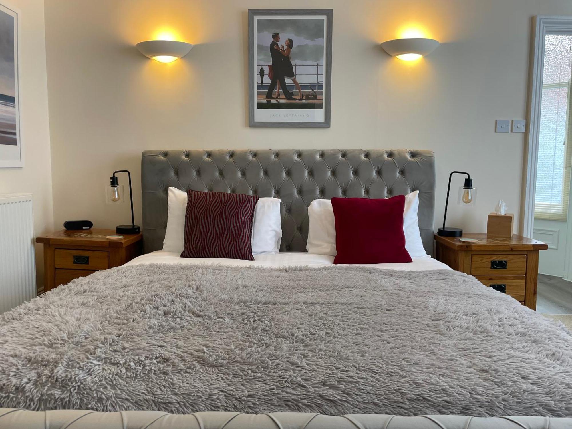 The Red Lion Hotel Cromer Exterior photo The bedroom at The Old Post Office